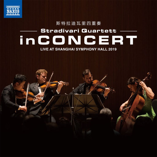 伸进她的小内裤疯狂揉摸的照片
